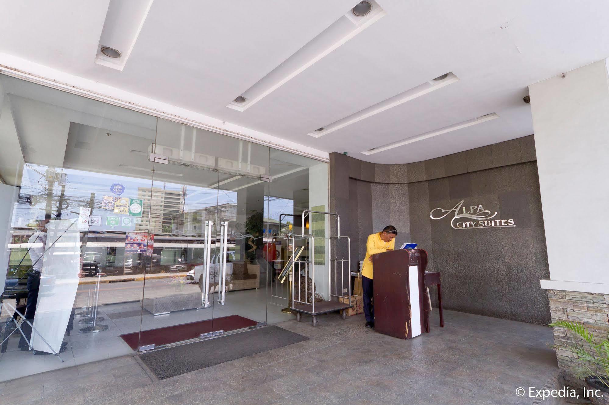 Alpa City Suites Hotel Cebu Exterior foto